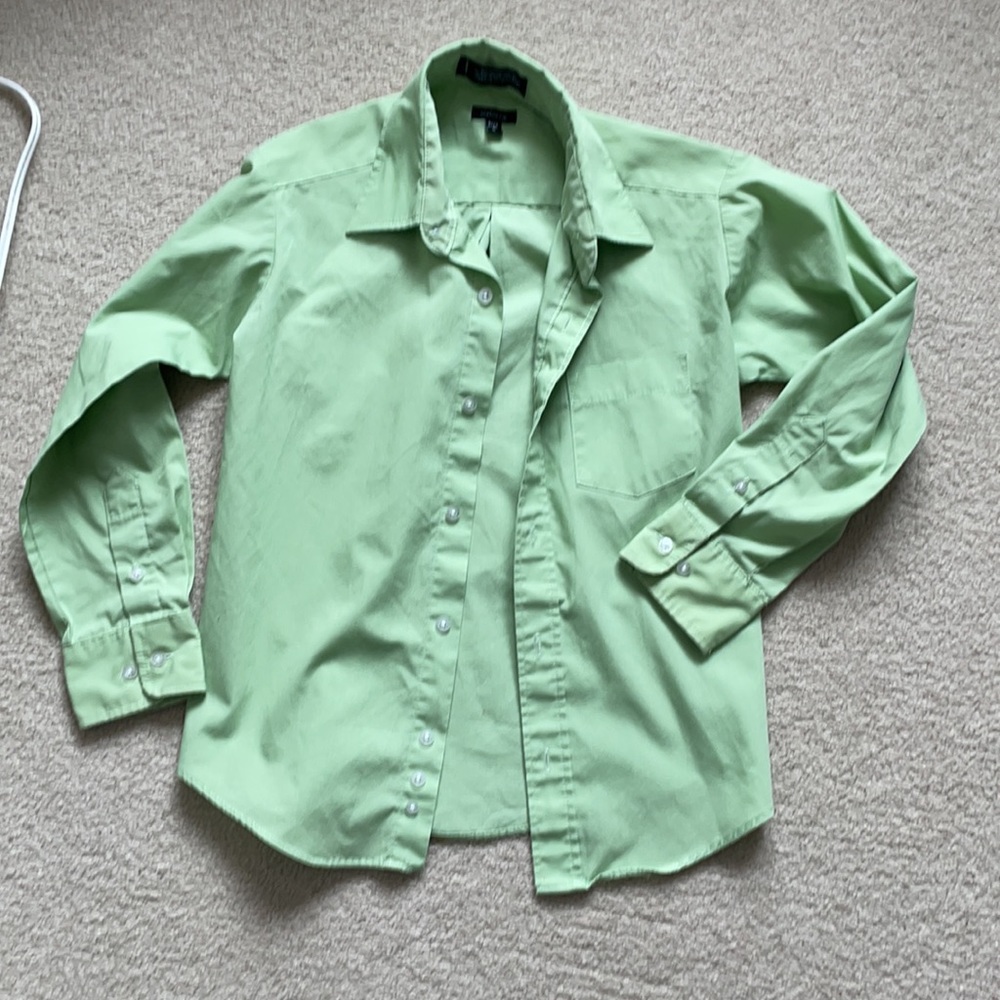 💰 Claiborne dress shirt